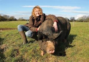 Kate Humble with Myfanwy the Berkshire sow